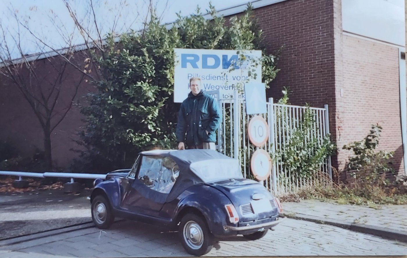 At the gate of the RDW inspection station